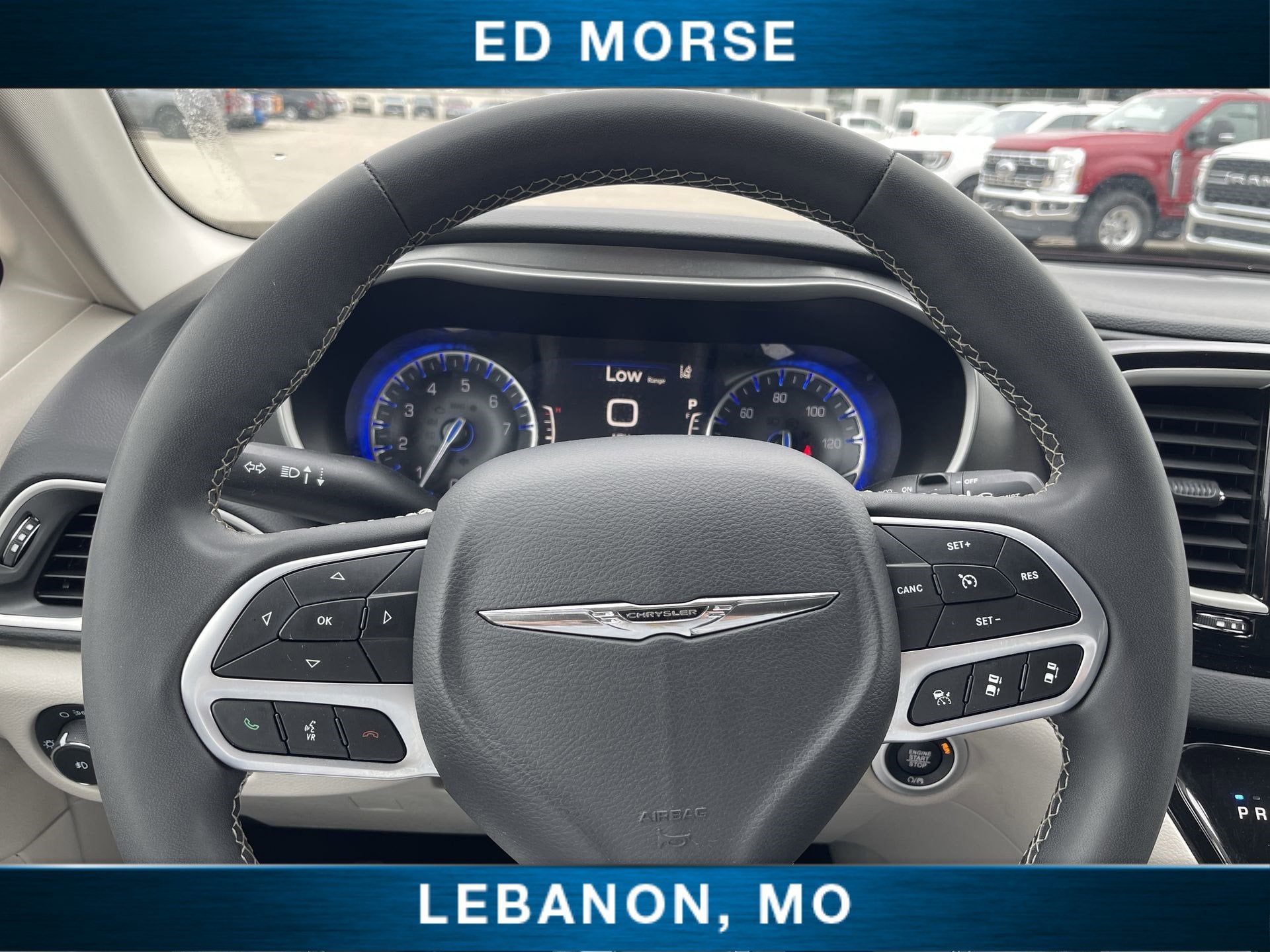 2023 Chrysler Pacifica Touring L