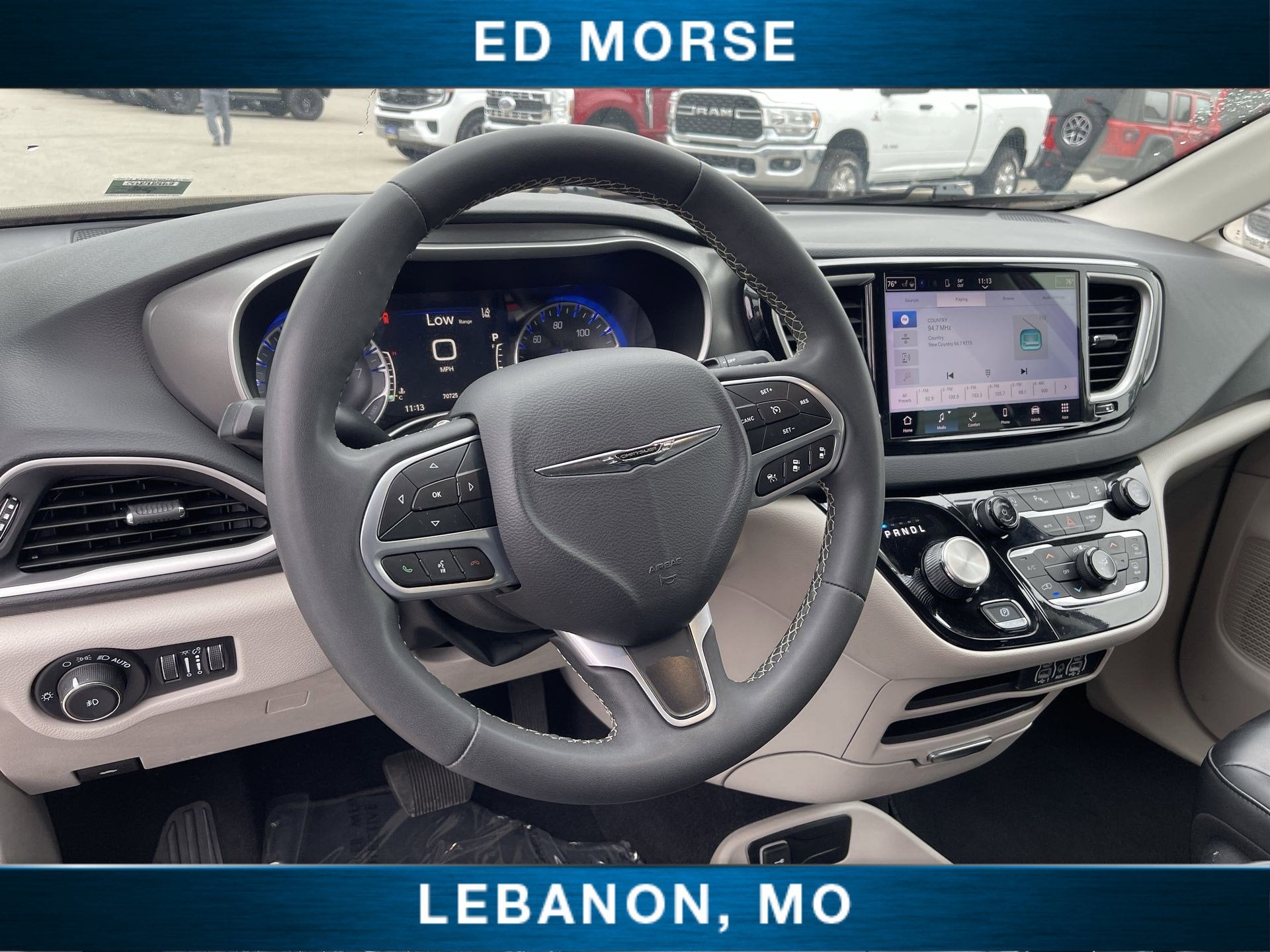 2023 Chrysler Pacifica Touring L