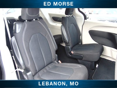 2020 Chrysler Voyager LX