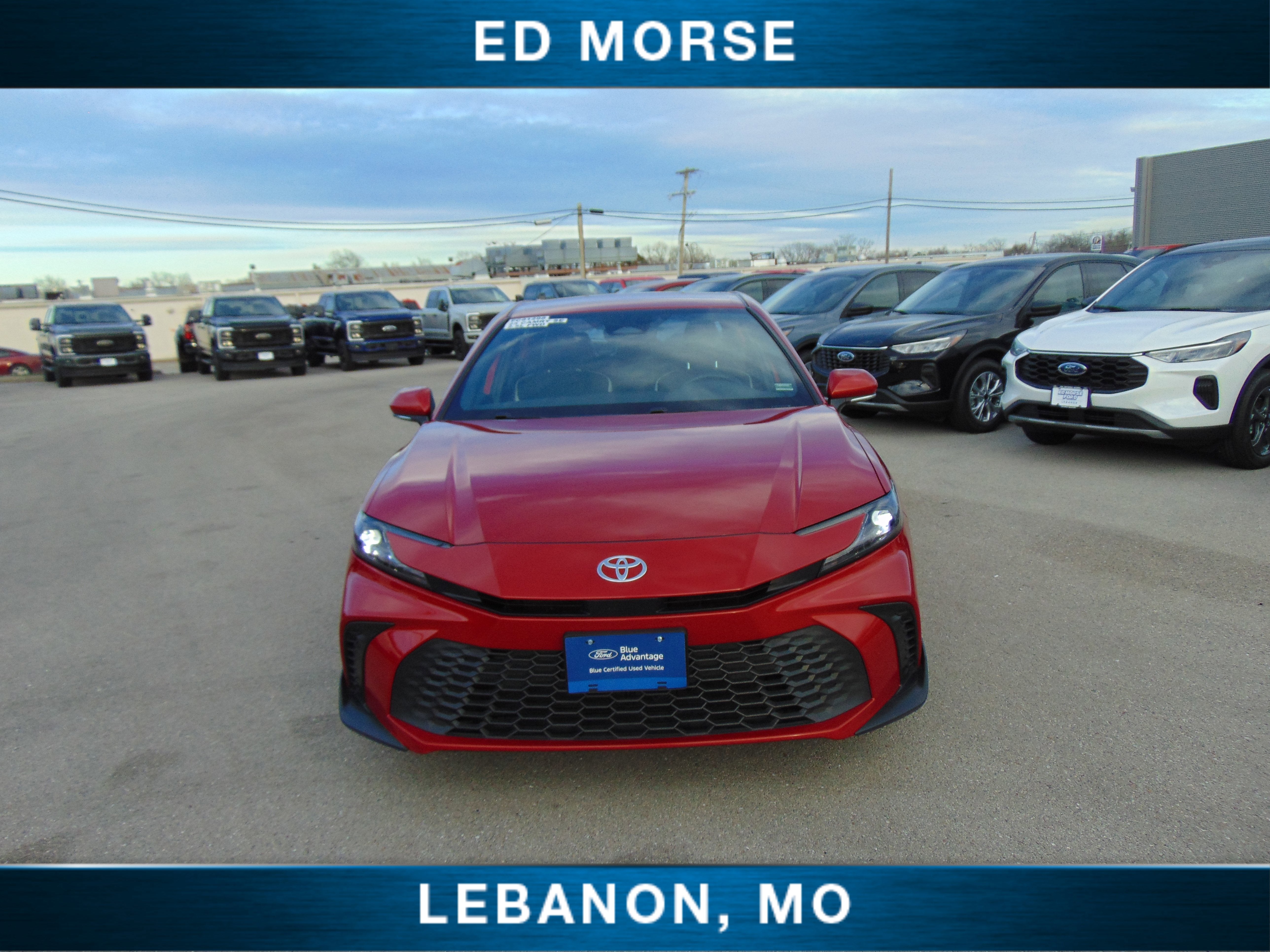 2025 Toyota Camry SE