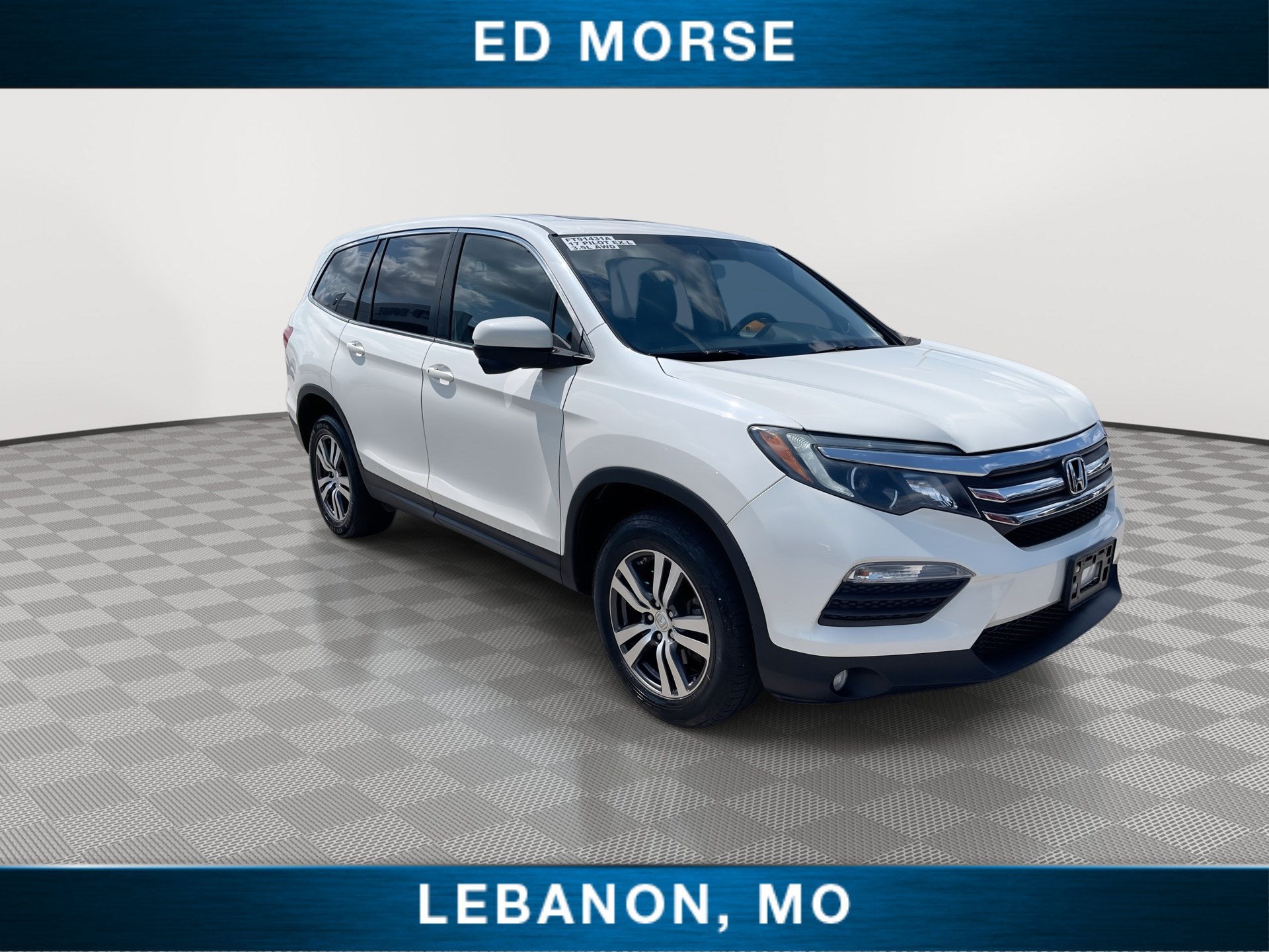 Used 2017 Honda Pilot EX-L with VIN 5FNYF6H5XHB062796 for sale in Lebanon, MO