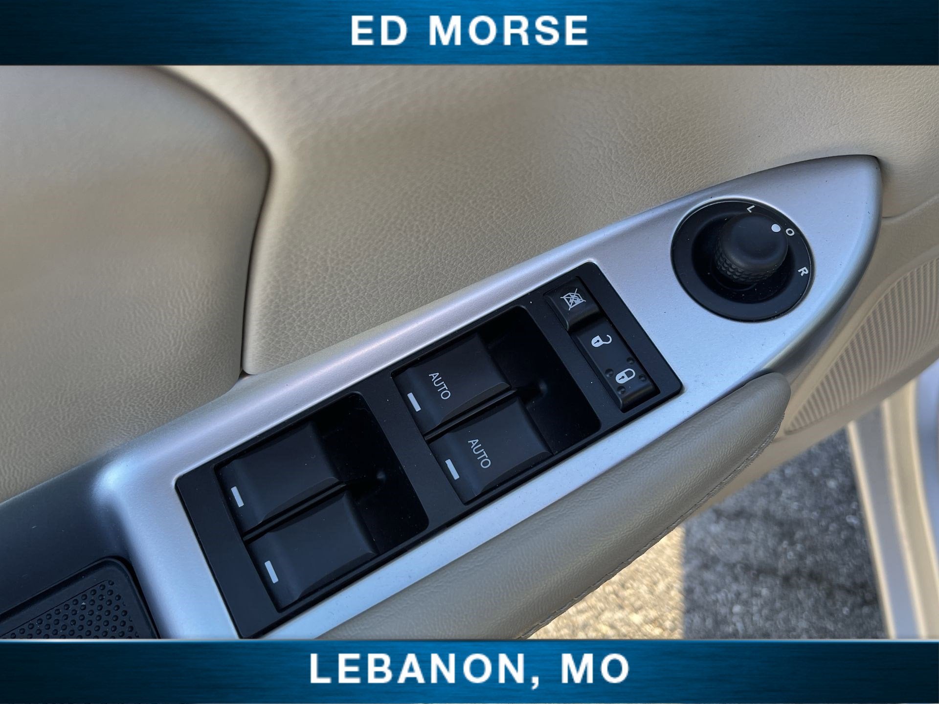 2011 Chrysler 200 Limited