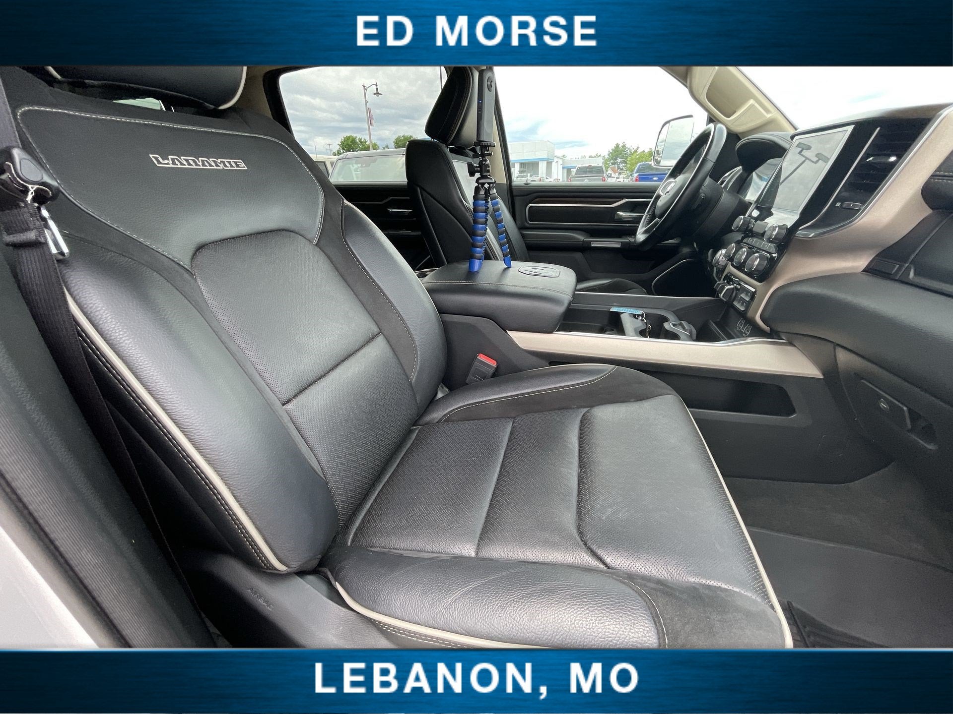 2021 RAM 1500 Laramie Crew Cab 4x4 5'7" Box