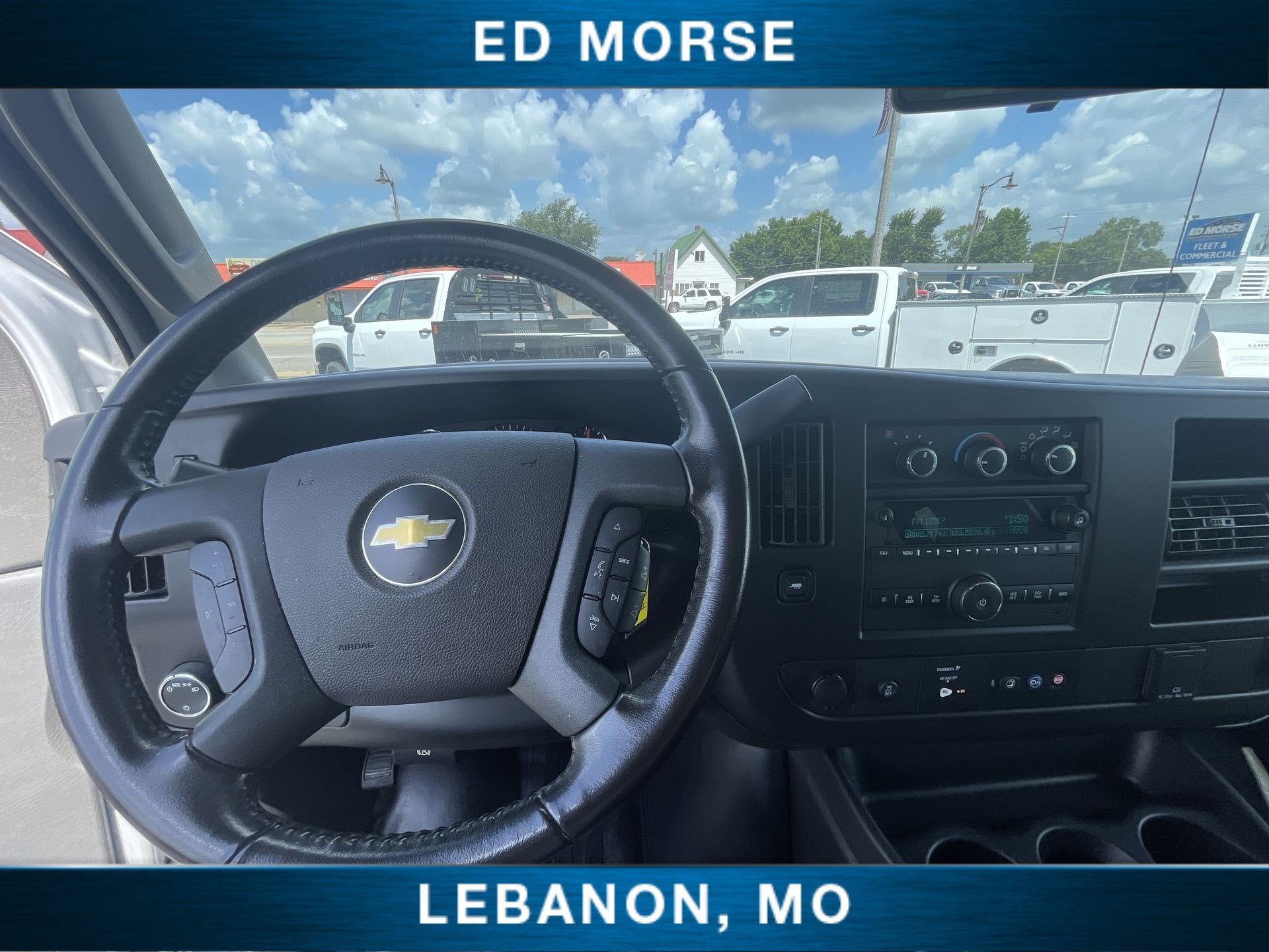 2021 Chevrolet Express Passenger 2500 LS