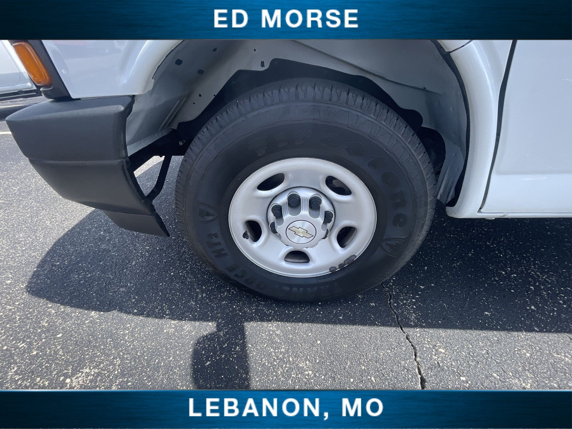 2021 Chevrolet Express Passenger 2500 LS