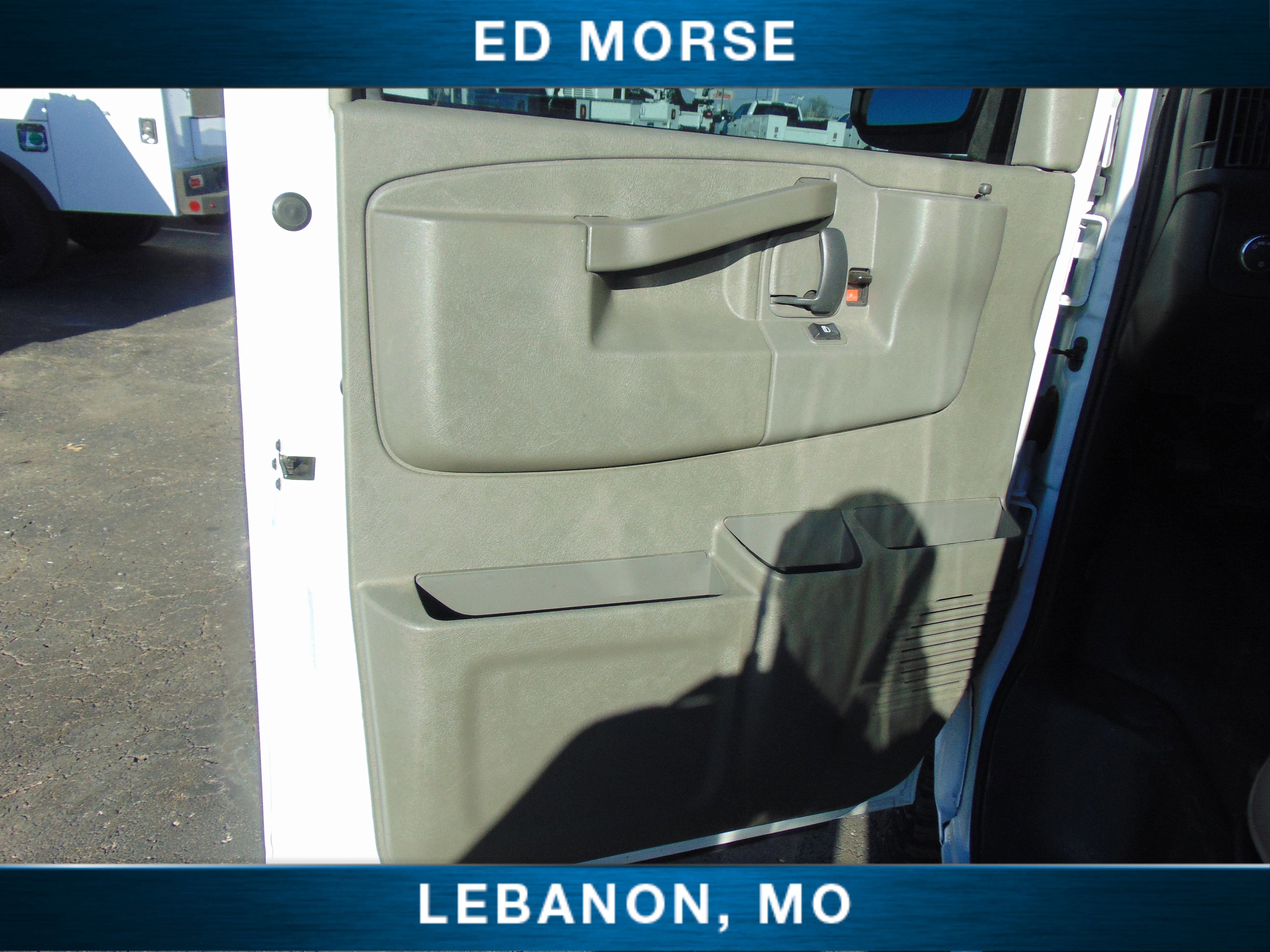 2022 Chevrolet Express Cargo 2500 WT