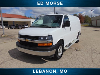 2025 Chevrolet Express Cargo WT