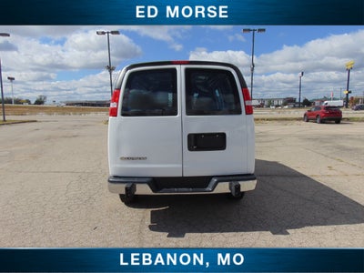 2025 Chevrolet Express Cargo WT