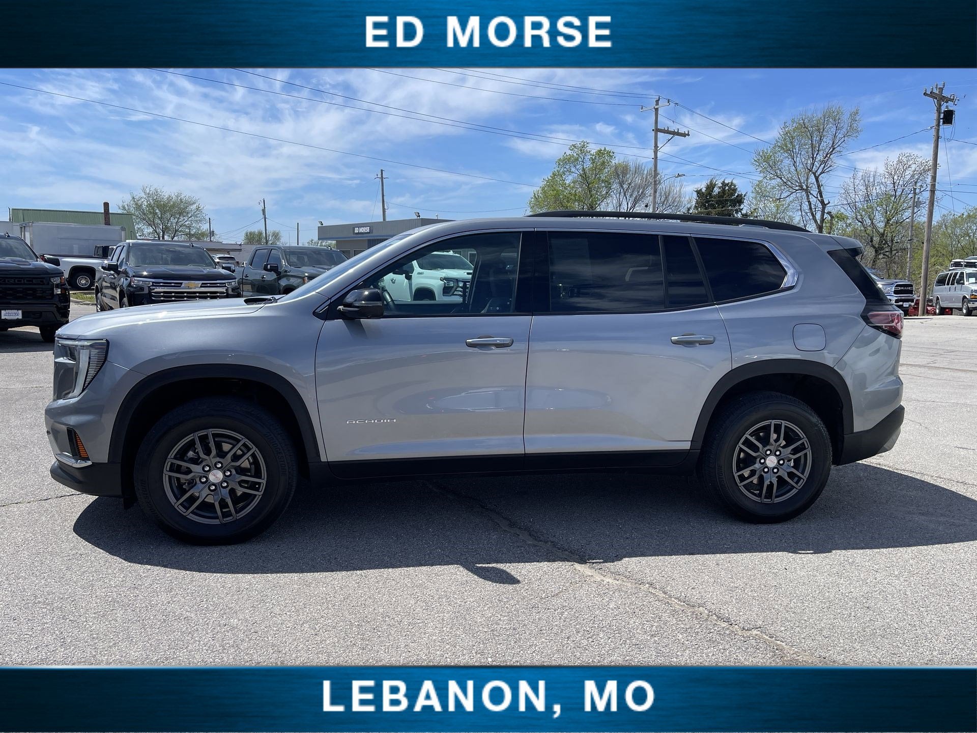 2025 GMC Acadia Elevation