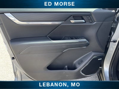 2025 GMC Acadia Elevation