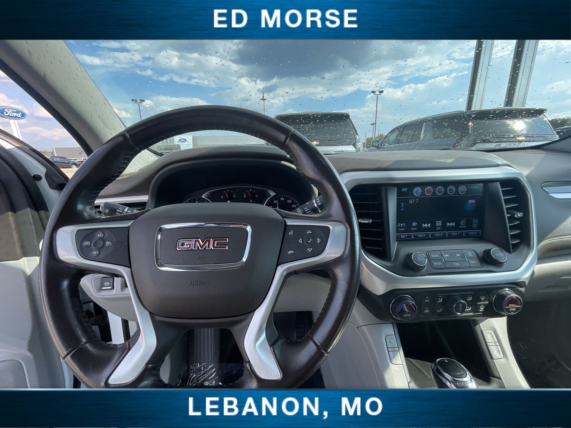2019 GMC Acadia SLT