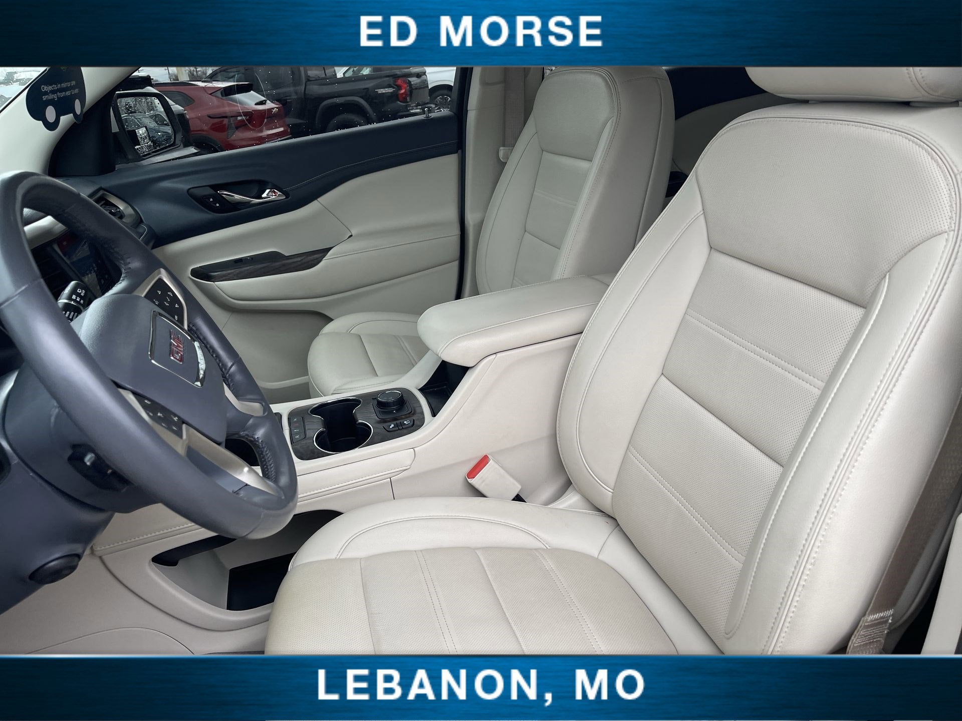 2022 GMC Acadia Denali