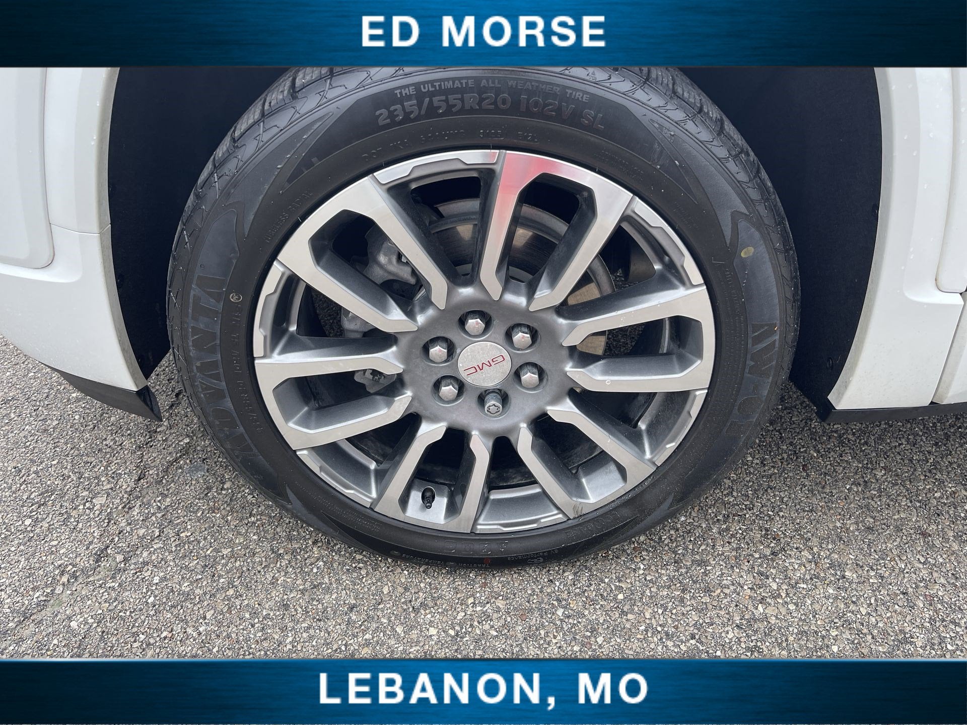 2022 GMC Acadia Denali