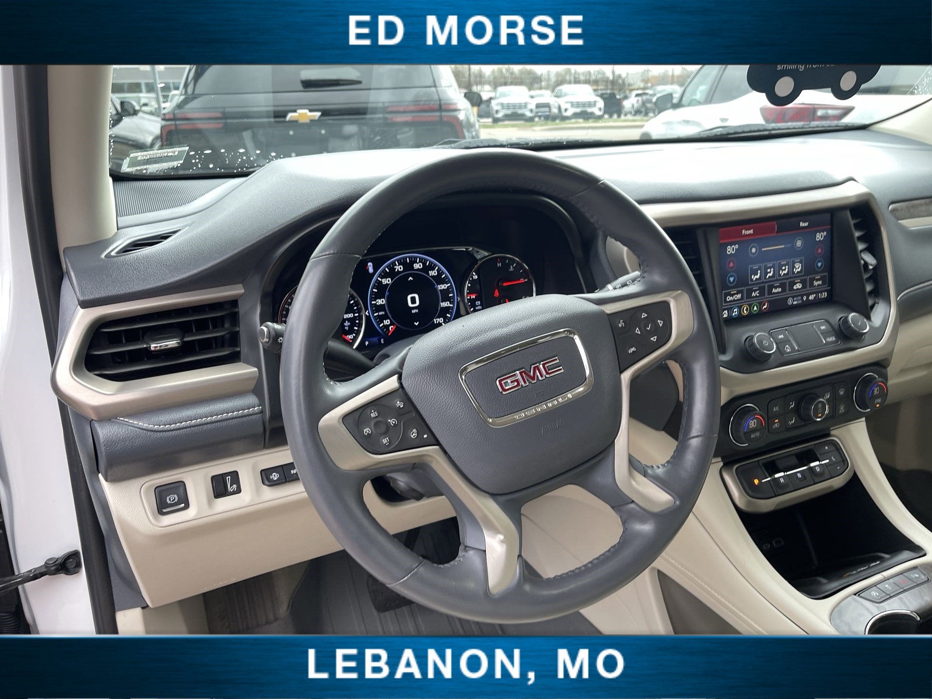 2022 GMC Acadia Denali