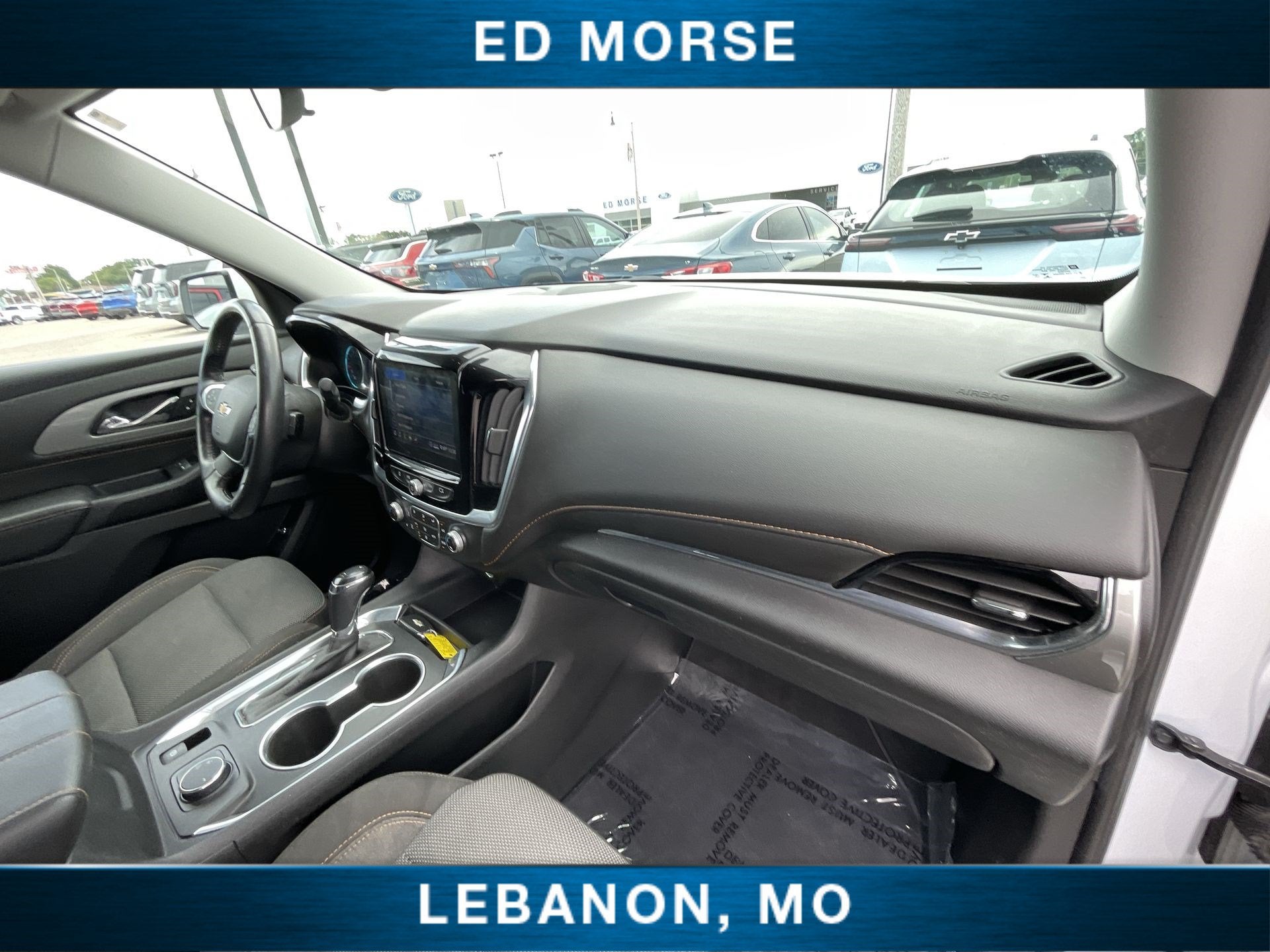 2020 Chevrolet Traverse LT Cloth