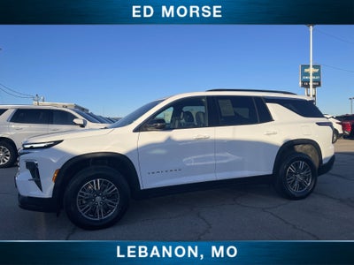 2025 Chevrolet Traverse LT
