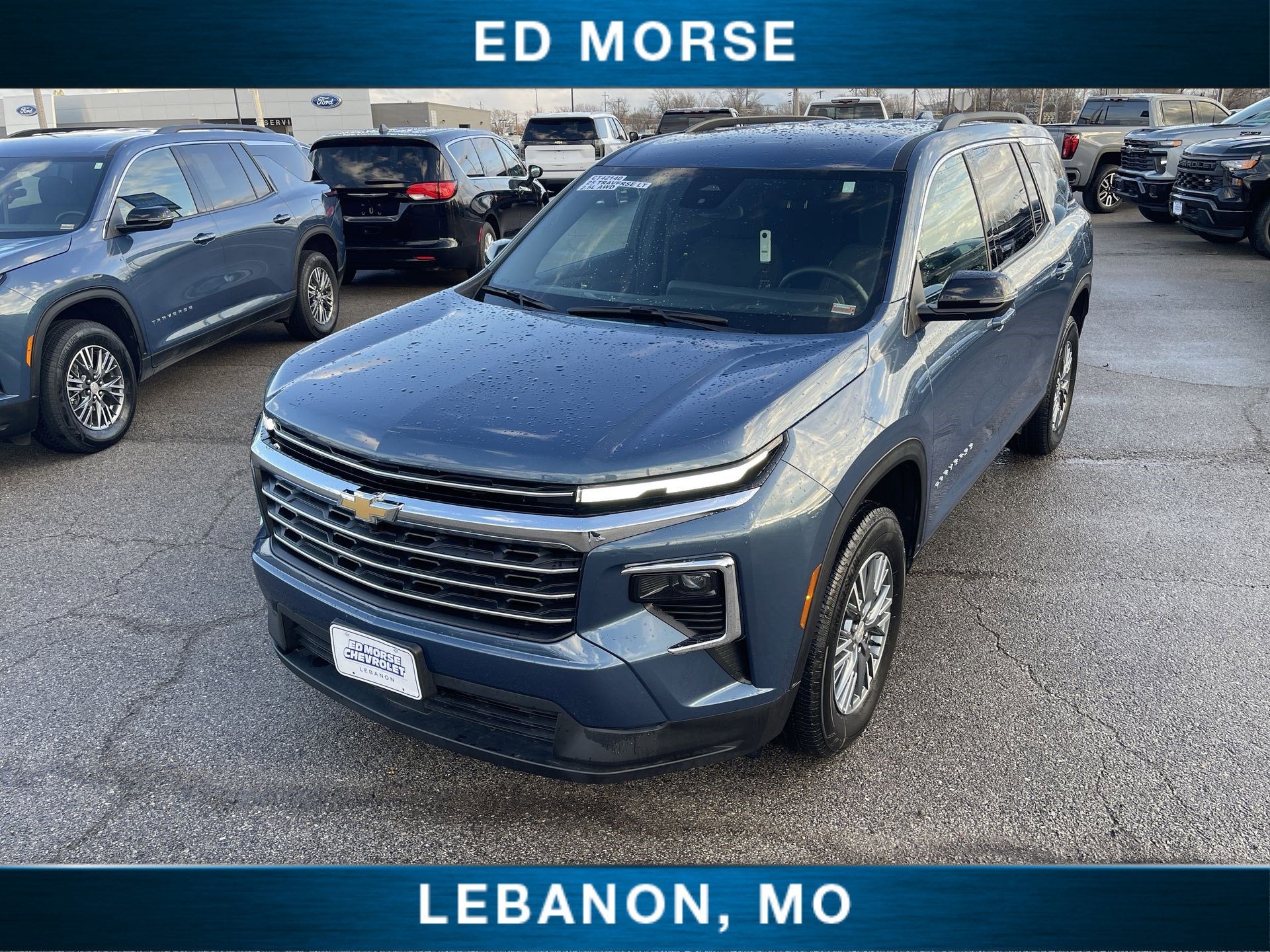 2025 Chevrolet Traverse LT
