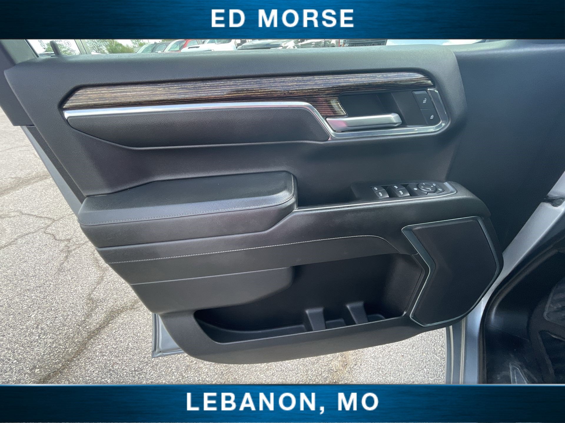 2024 GMC Sierra 1500 SLE