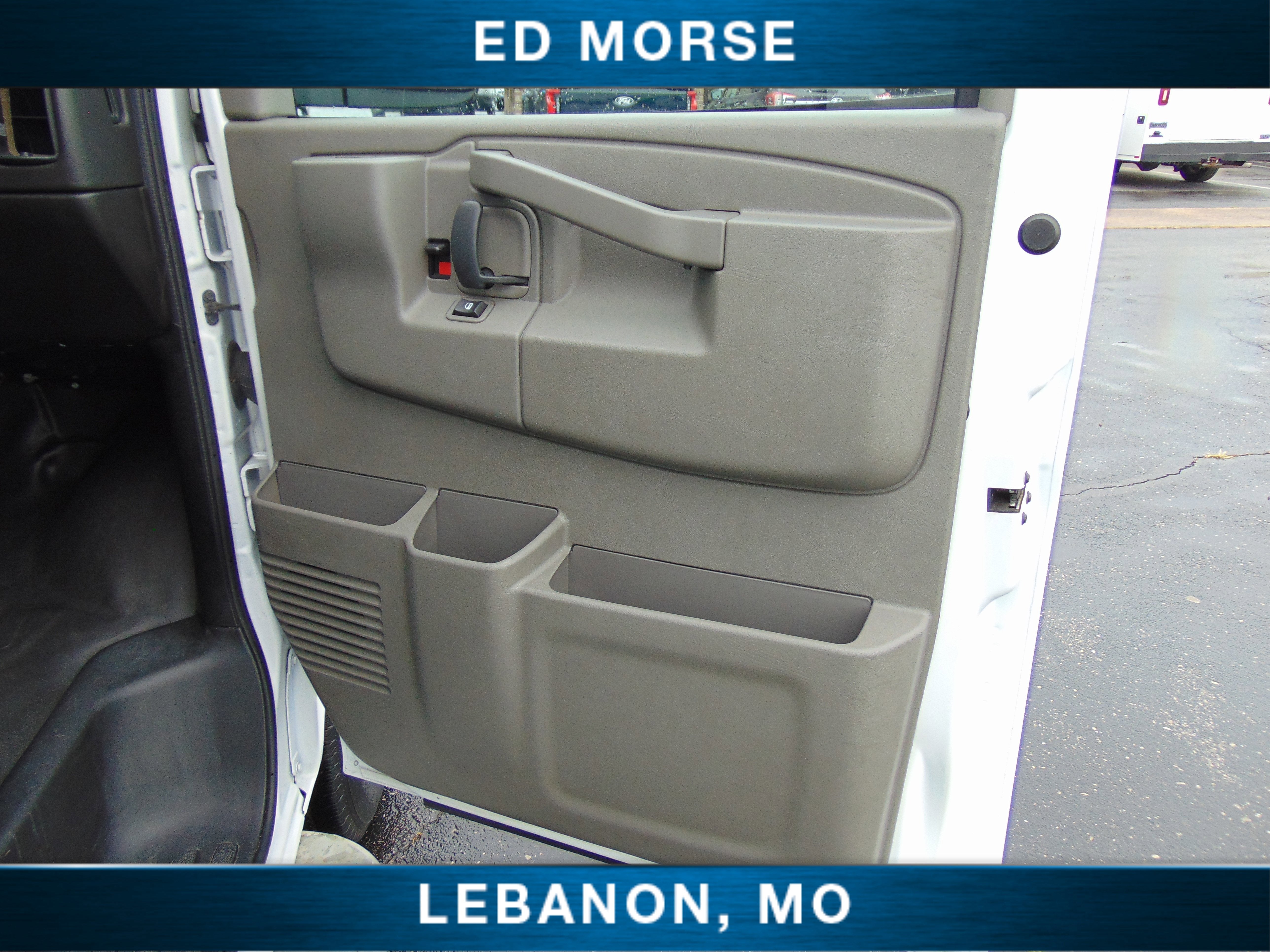 2023 GMC Savana Cargo 2500 Work Van