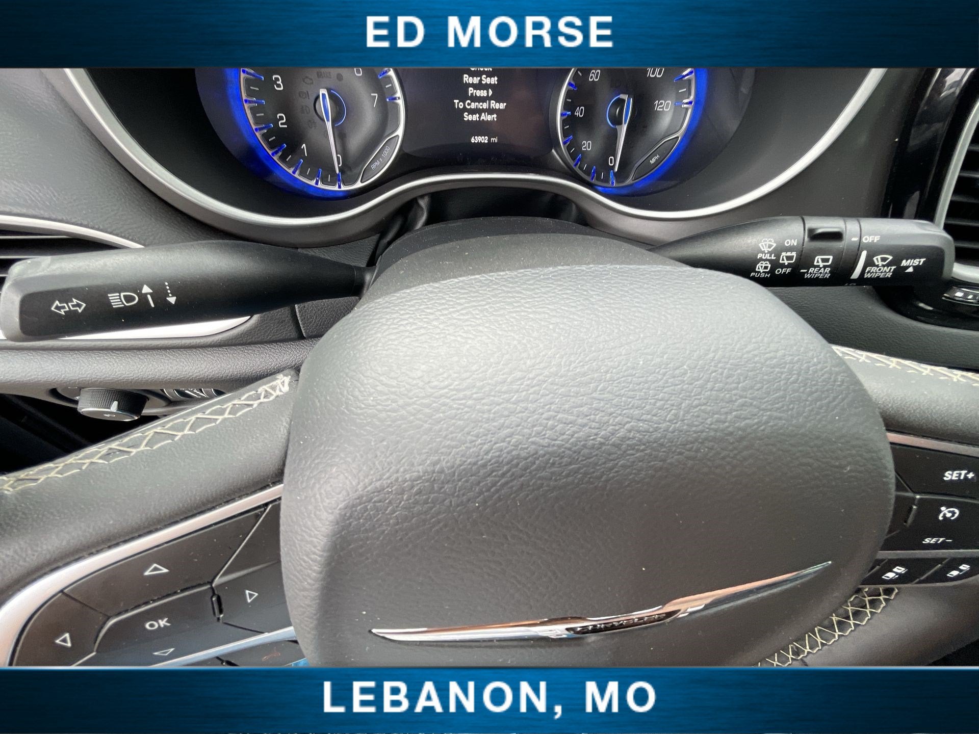 2025 Chrysler Pacifica Select