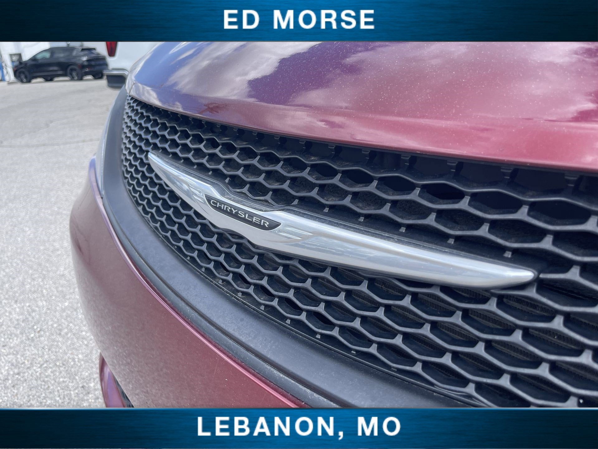 2023 Chrysler Voyager LX