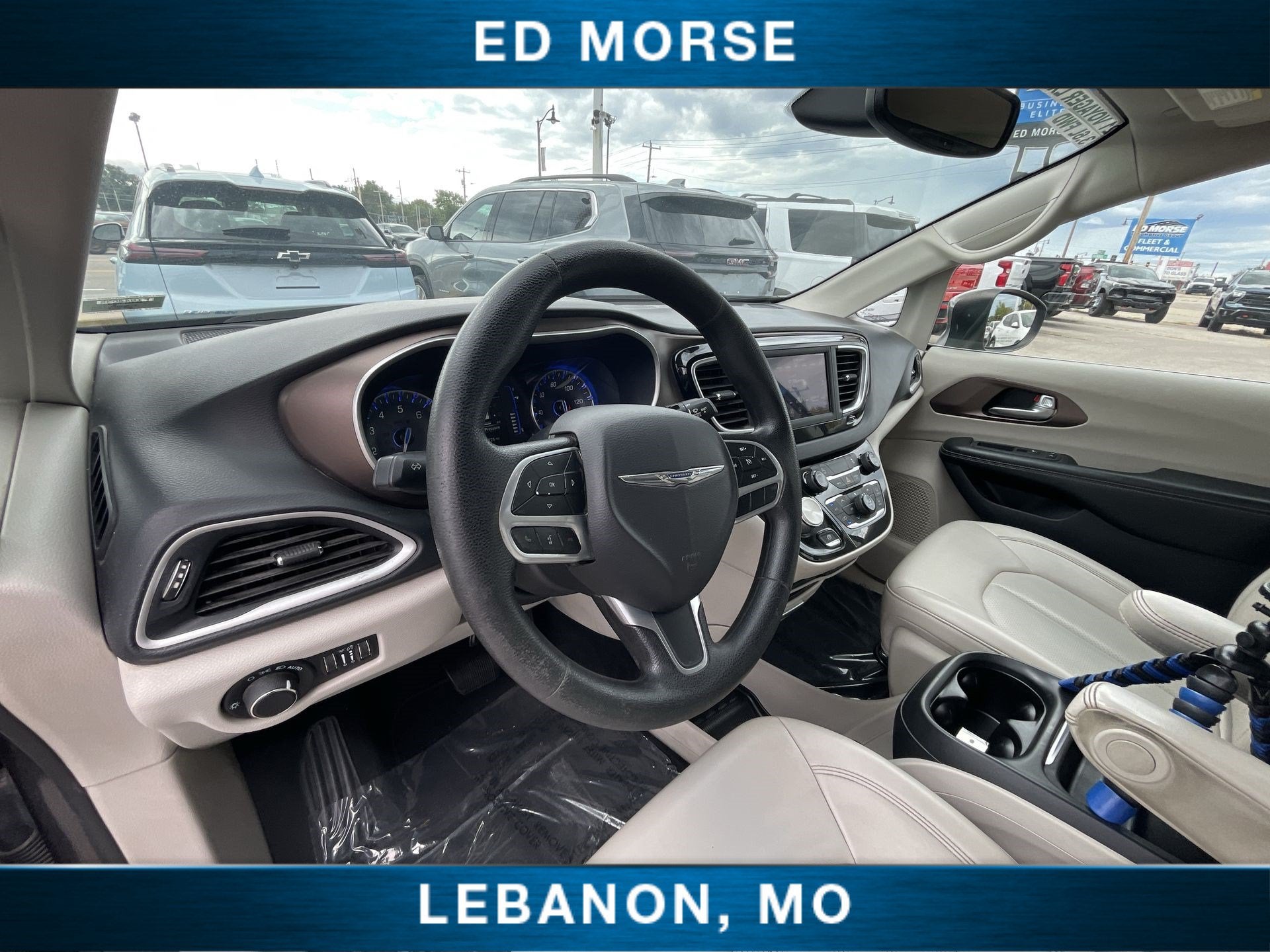 2021 Chrysler Voyager LXI