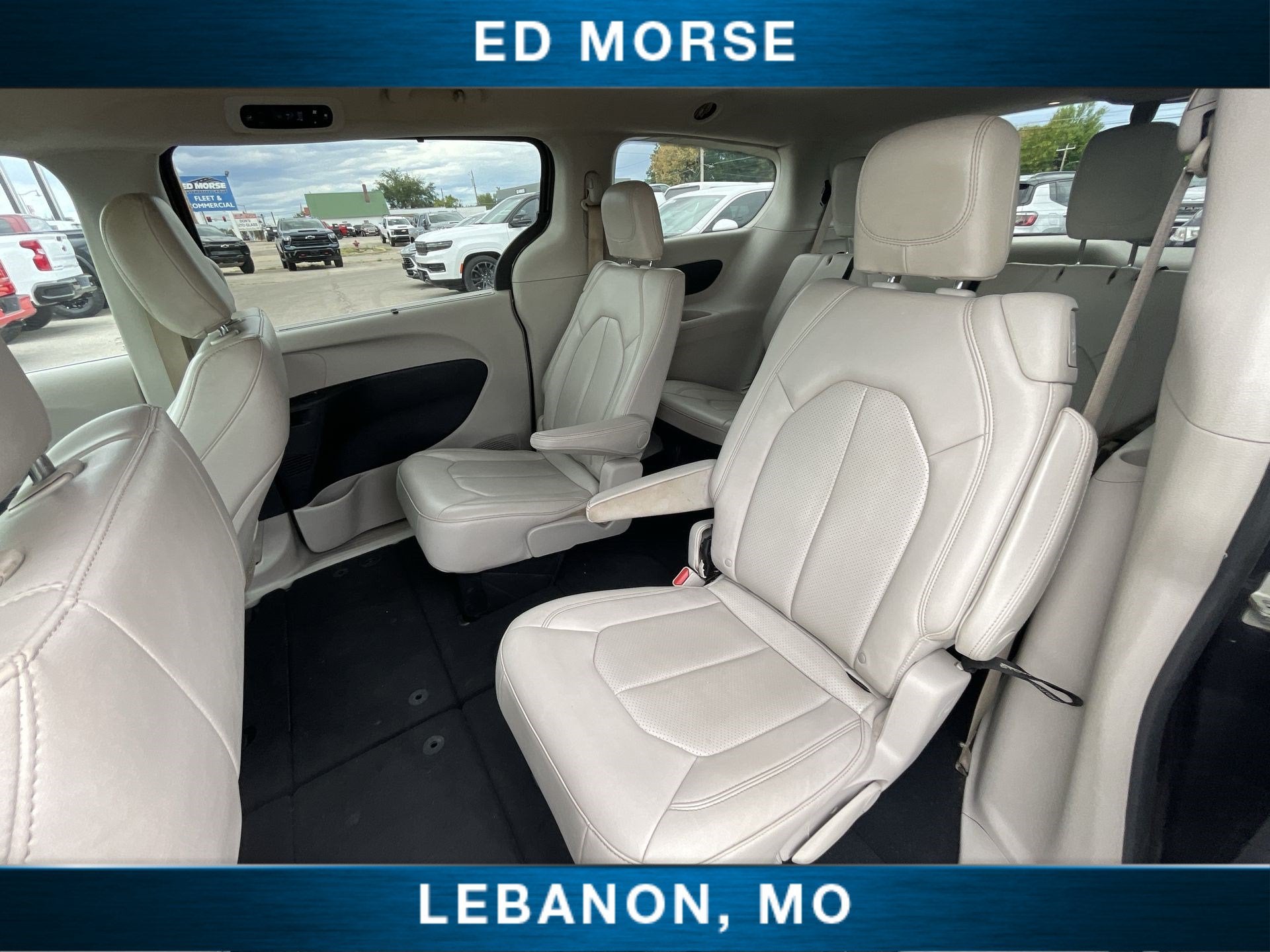 2021 Chrysler Voyager LXI