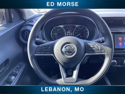 2021 Nissan Kicks S Xtronic CVT