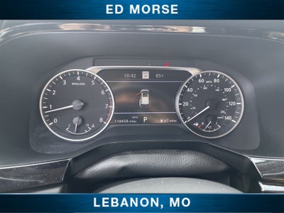 2023 Nissan Pathfinder SL 4WD