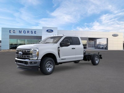 2025 Ford Chassis Cab F-350® XL