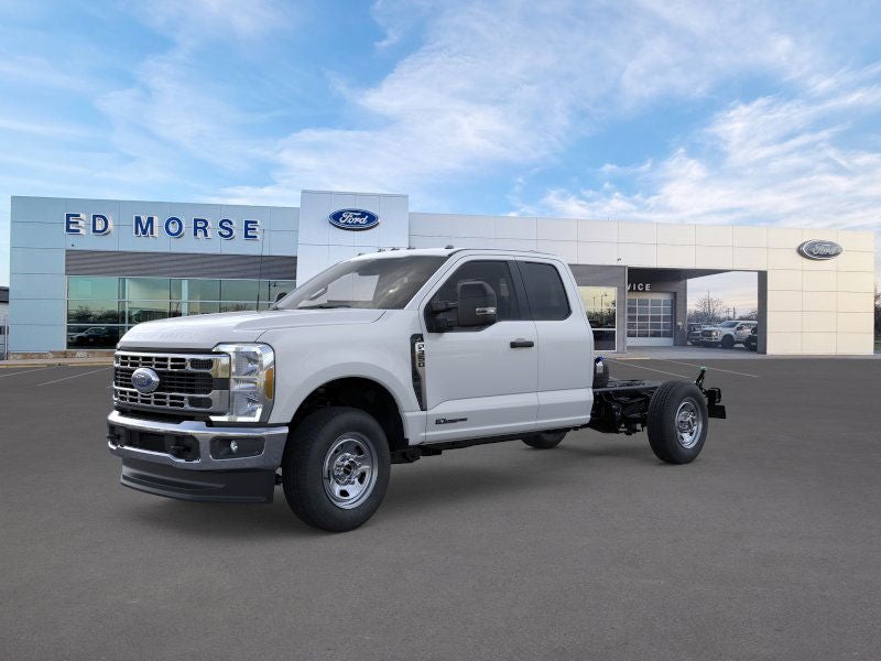 2025 Ford Chassis Cab F-350® XL