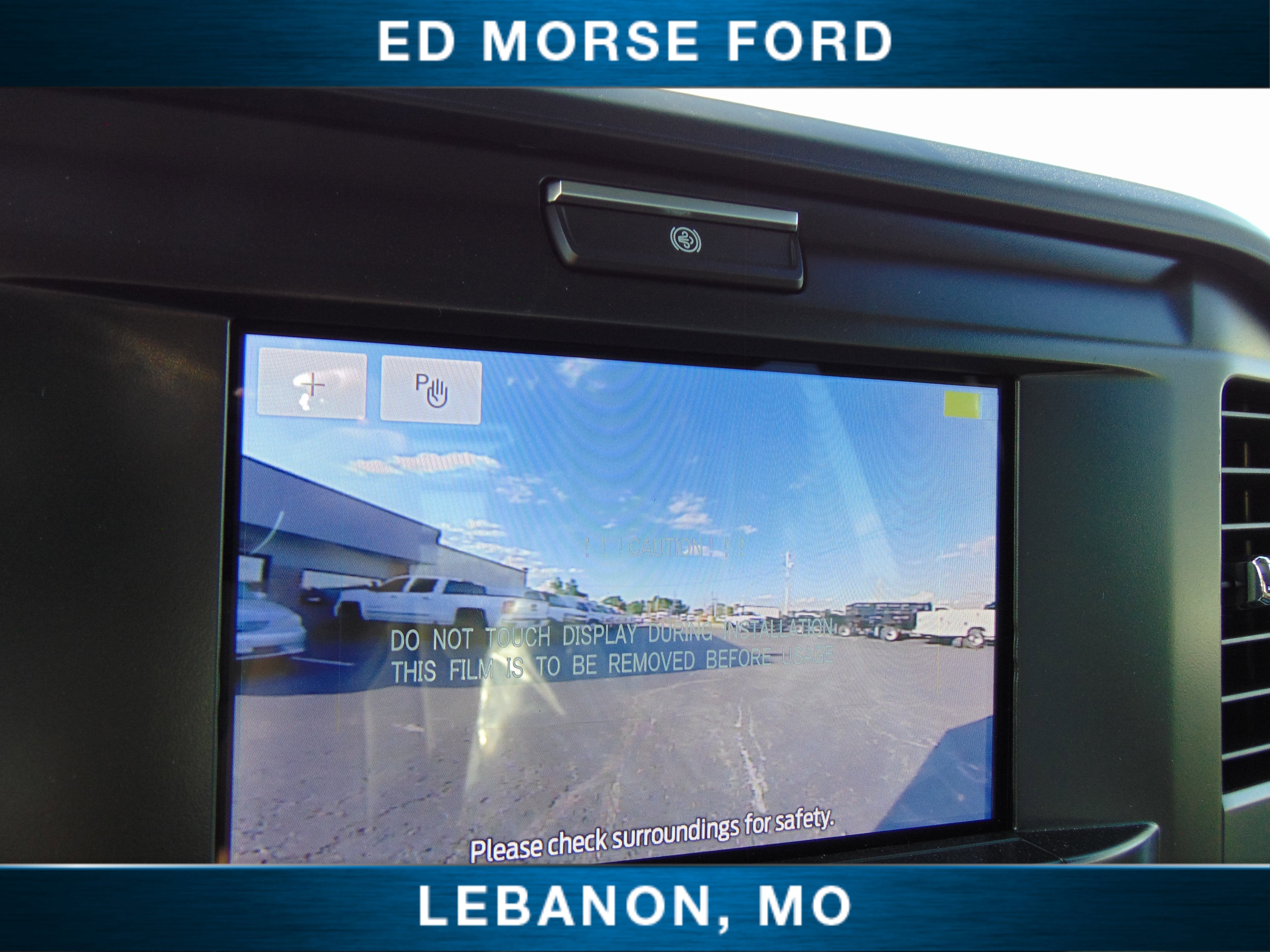 2025 Ford Super Duty F-350 SRW XL CM 9'4 Flatbed Gooseneck Body W/Ford steps