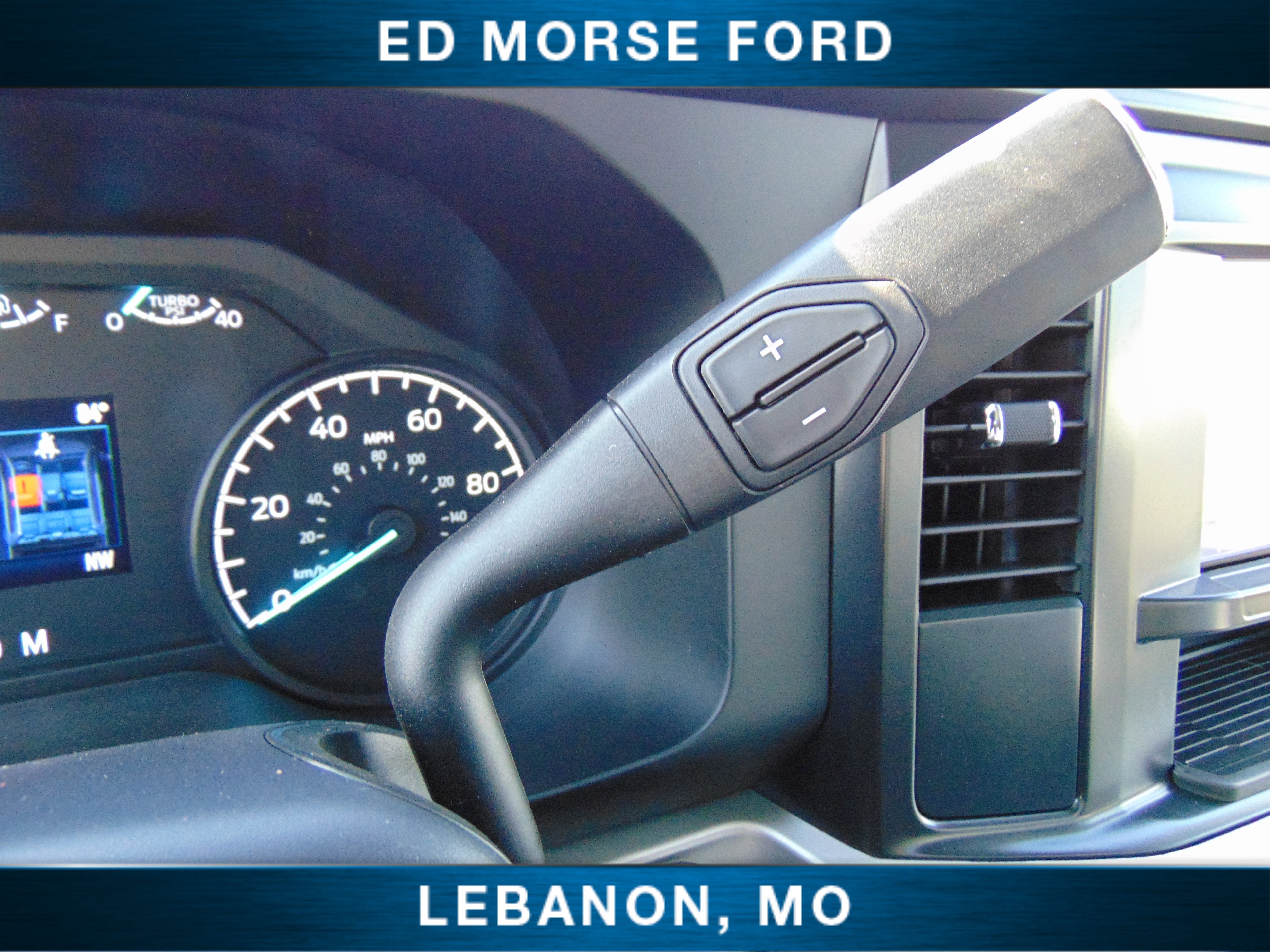 2025 Ford Super Duty F-350 SRW XL CM 9'4 Flatbed Gooseneck Body W/Ford steps