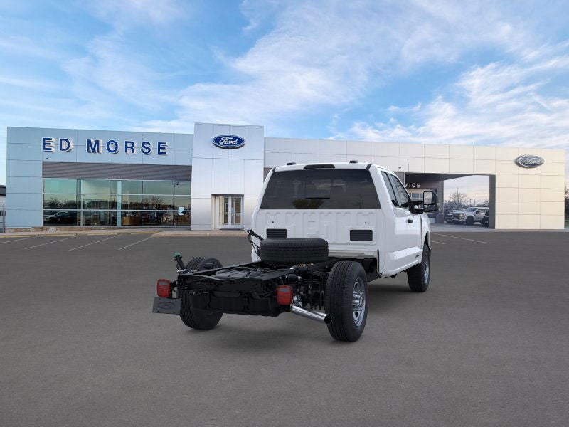 2025 Ford Chassis Cab F-350® XL
