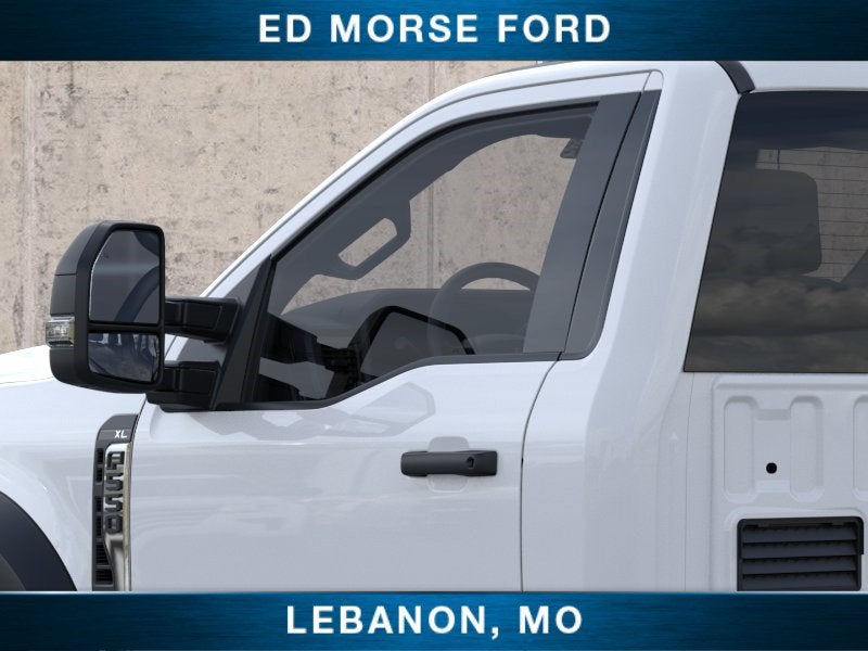 2026 Ford Super Duty F-550 DRW XL