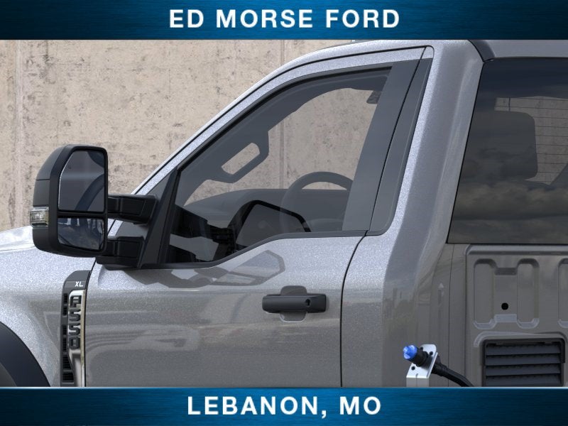 2026 Ford Super Duty F-550 DRW XL