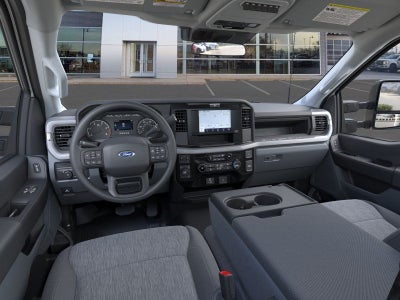 2025 Ford Chassis Cab F-550® XL