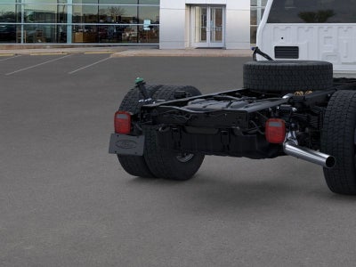 2025 Ford Chassis Cab F-550® XL