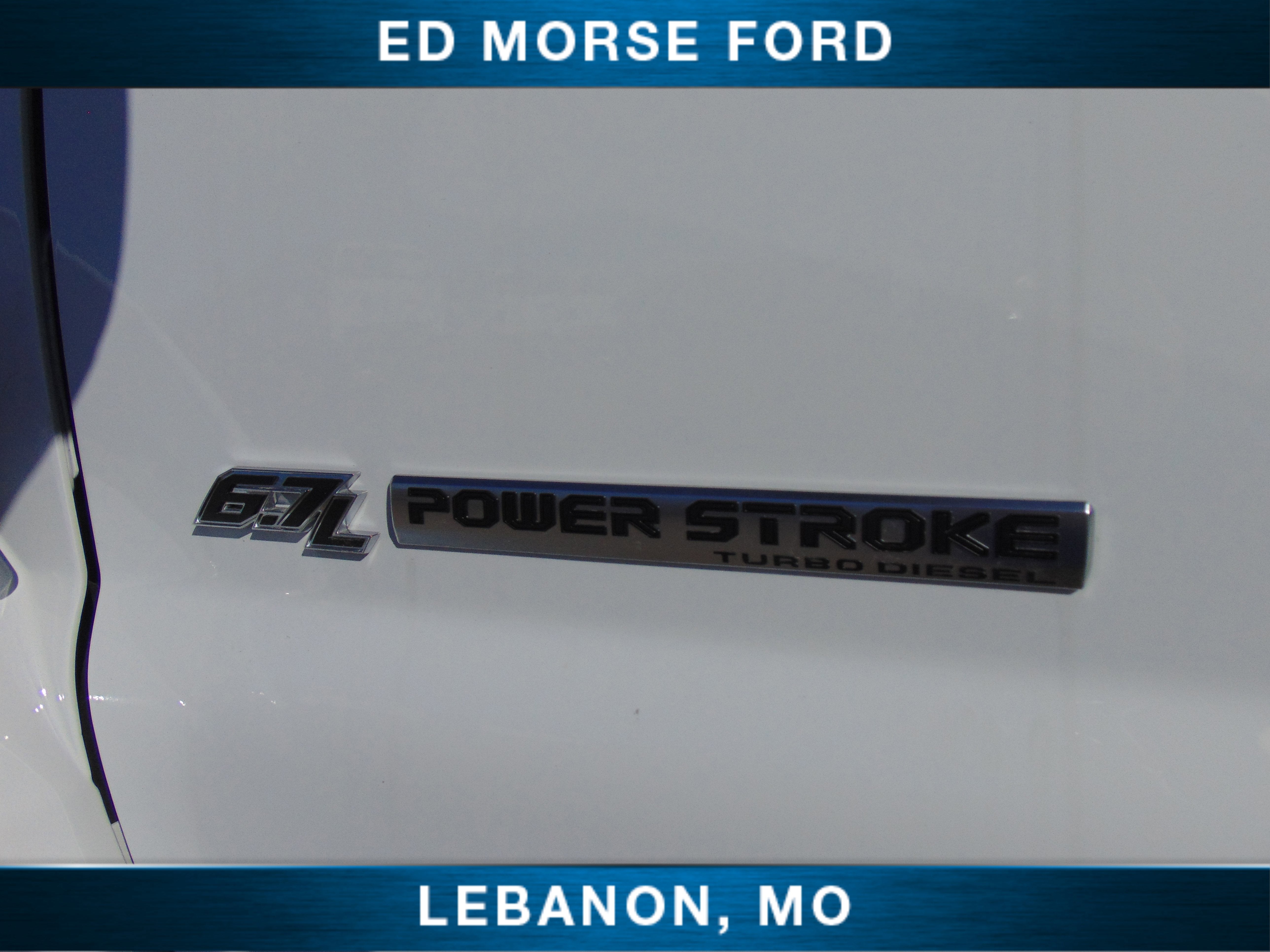 2026 Ford F-650SD Wabash 26' Box w/tuck under lift