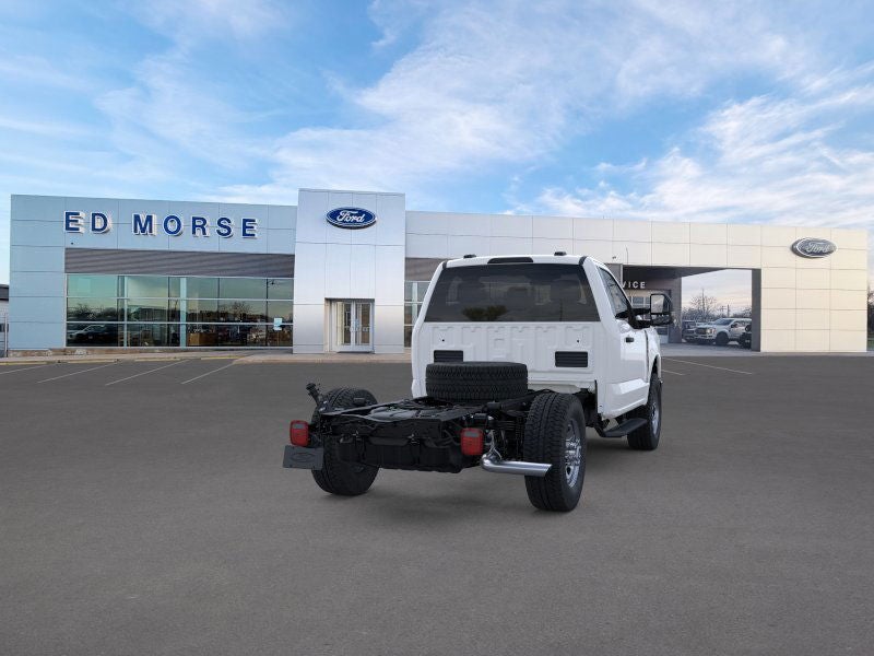 2026 Ford Chassis Cab F-350® XL