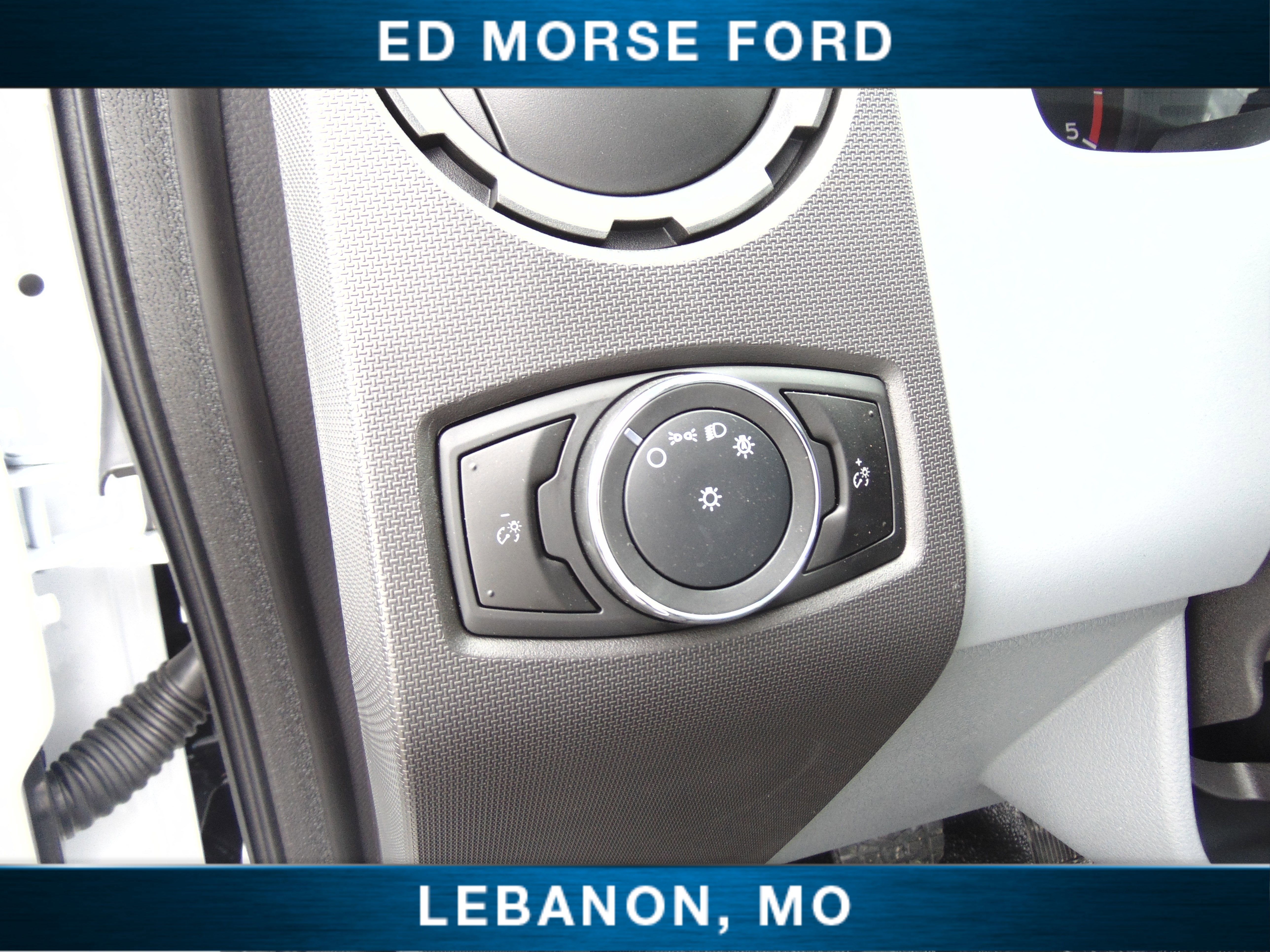 2027 Ford F-750SD Base