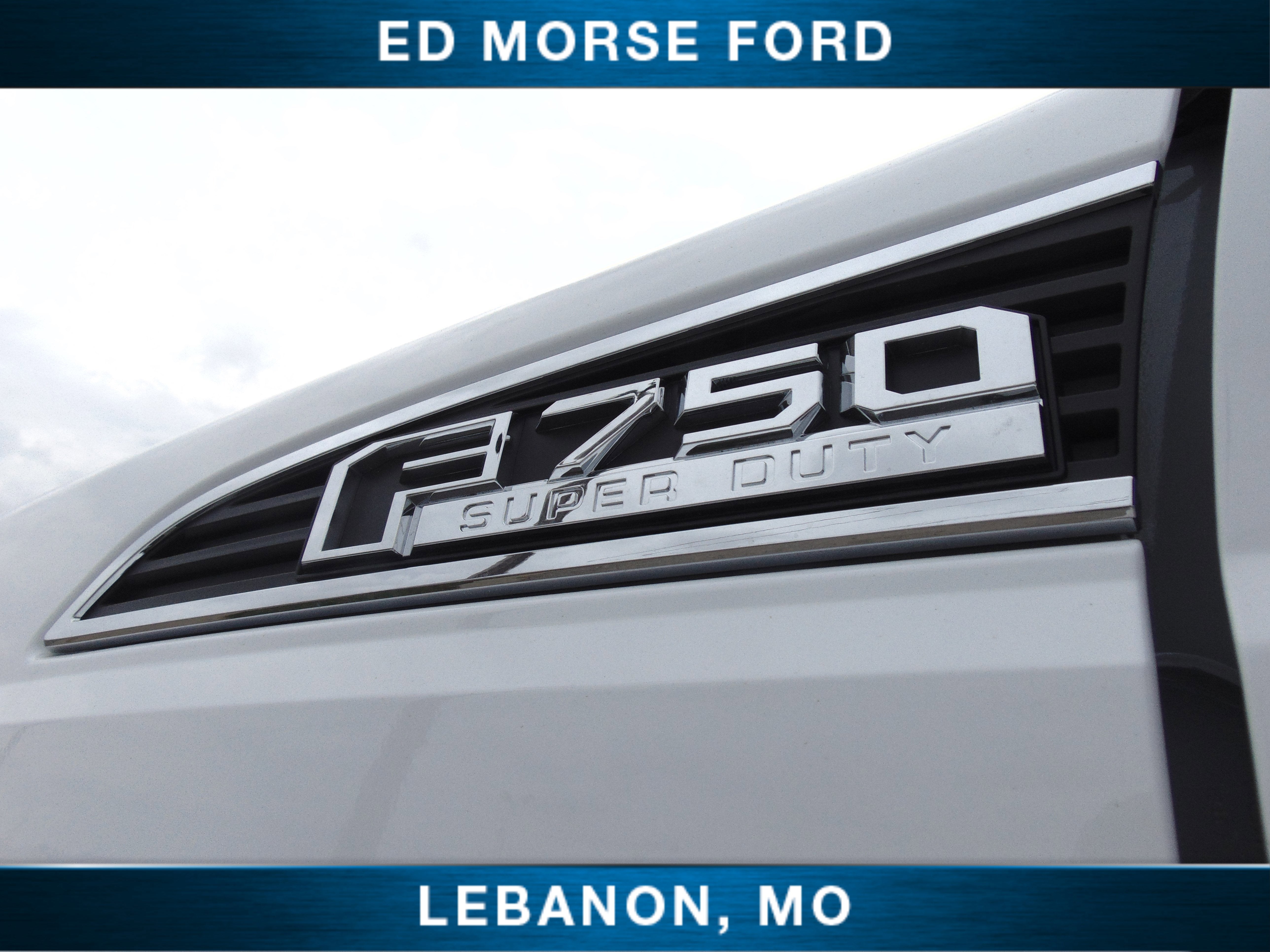 2027 Ford F-750SD Base