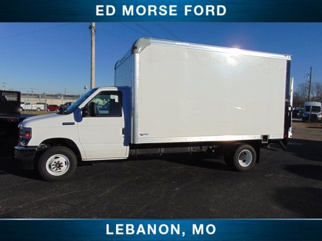 2026 Ford Econoline Cutaway E-450 DRW