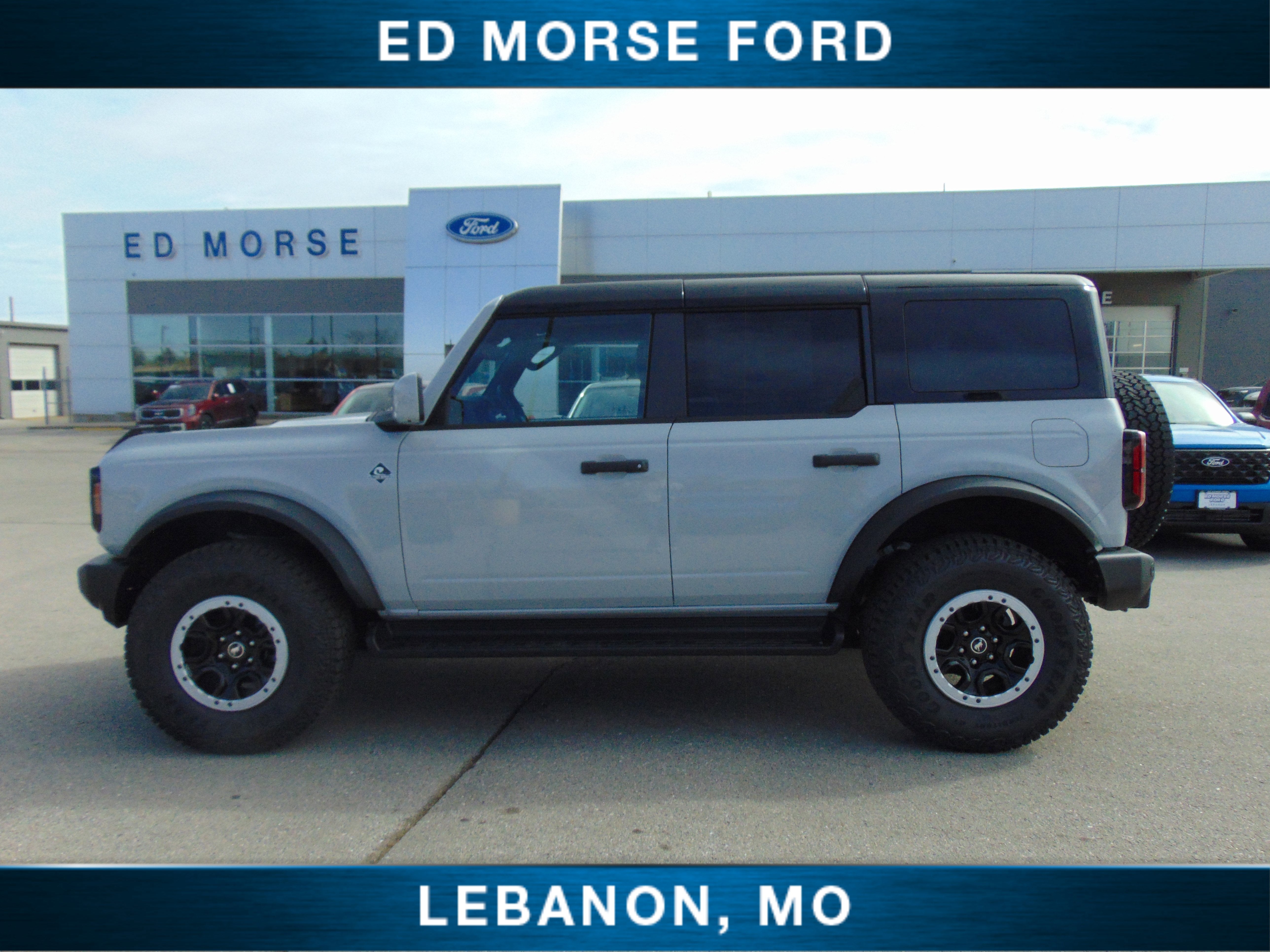 2026 Ford Bronco Outer Banks