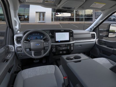 2026 Ford Super Duty F-350® XLT