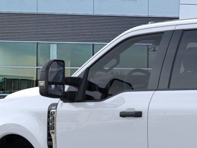 2026 Ford Super Duty F-350® XLT