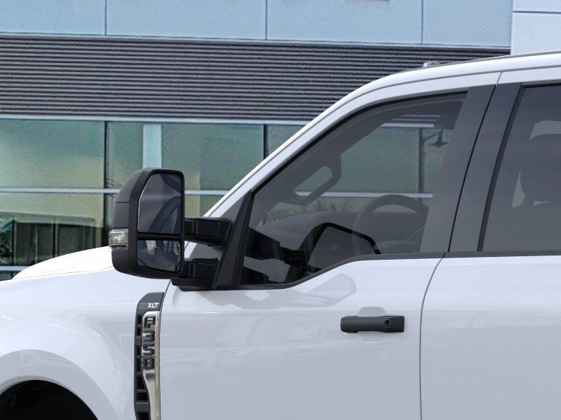 2026 Ford Super Duty F-350® XLT