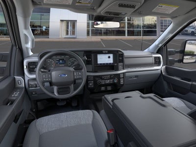 2026 Ford Super Duty F-350® XLT