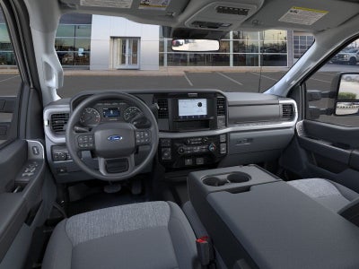 2026 Ford Super Duty F-350® XLT