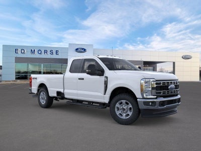 2026 Ford Super Duty F-350® XLT